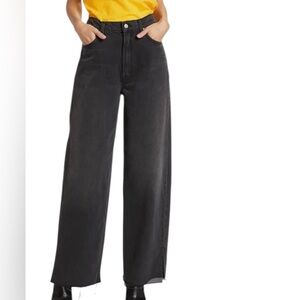 MOTHER Women's wide leg Jeans Black gray size 26 the fun dip puddle slice fray